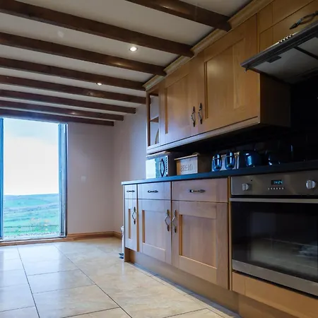 Spangle Cottage, Borrowby Farm *